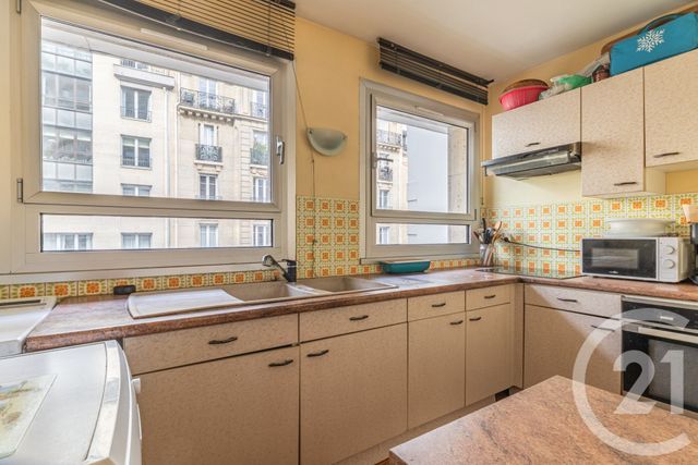 Appartement F3 à vendre - 3 pièces - 79.0 m2 - PARIS - 75014 - ILE-DE-FRANCE - Century 21 Alésia