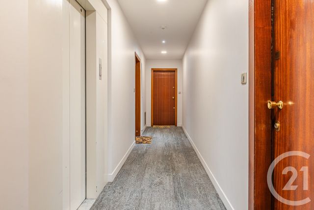 Appartement F3 à vendre - 3 pièces - 79.0 m2 - PARIS - 75014 - ILE-DE-FRANCE - Century 21 Alésia