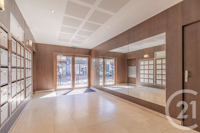 Appartement F1 à vendre - 1 pièce - 34.0 m2 - ST MAUR DES FOSSES - 94 - ILE-DE-FRANCE - Century 21 Alésia