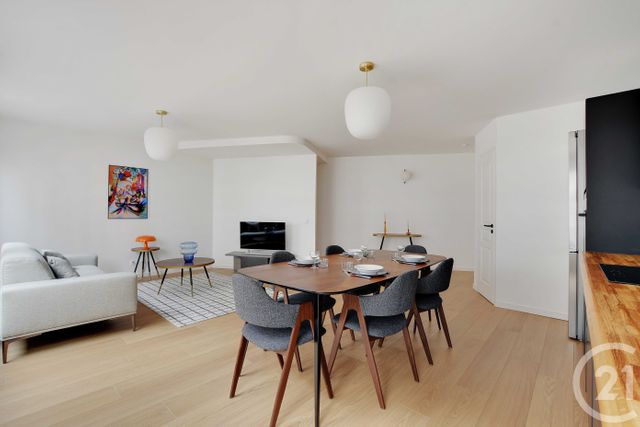 Afficher la photo en grand Appartement F4 à vendre - 4 pièces - 84.0 m2 - PARIS - 75014 - ILE-DE-FRANCE - Century 21 Alésia