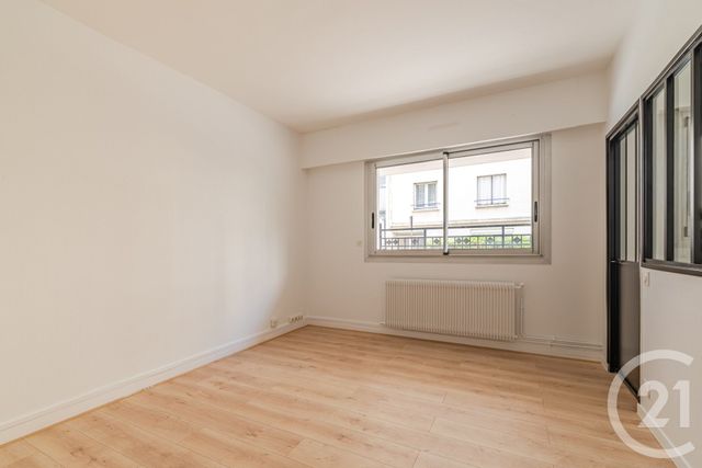 Appartement T2 à vendre - 2 pièces - 44.0 m2 - PARIS - 75015 - ILE-DE-FRANCE - Century 21 Alésia