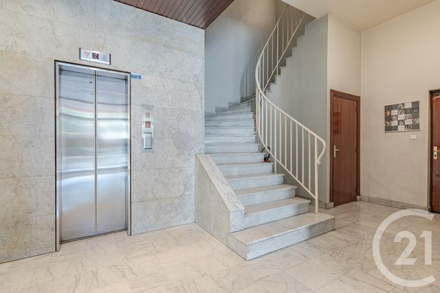 Appartement F2 à vendre - 2 pièces - 61.0 m2 - PARIS - 75014 - ILE-DE-FRANCE - Century 21 Alésia