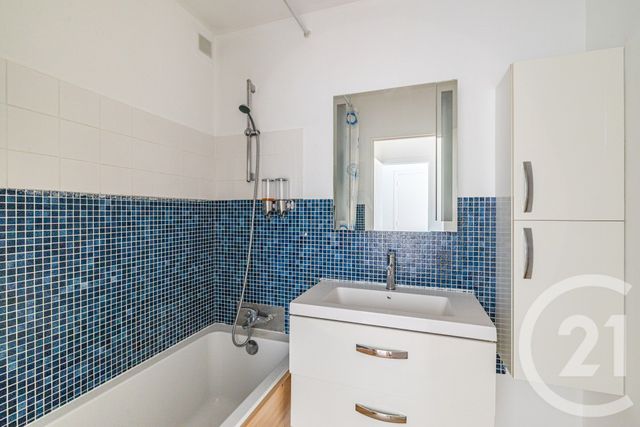 Appartement F2 à vendre - 2 pièces - 55.0 m2 - PARIS - 75014 - ILE-DE-FRANCE - Century 21 Alésia