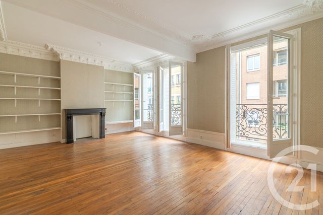 Appartement F2 à vendre - 2 pièces - 57.0 m2 - PARIS - 75014 - ILE-DE-FRANCE - Century 21 Alésia