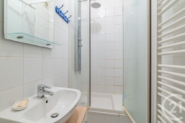 Appartement à vendre - 3 pièces - 60.0 m2 - PARIS - 75014 - ILE-DE-FRANCE - Century 21 Alésia