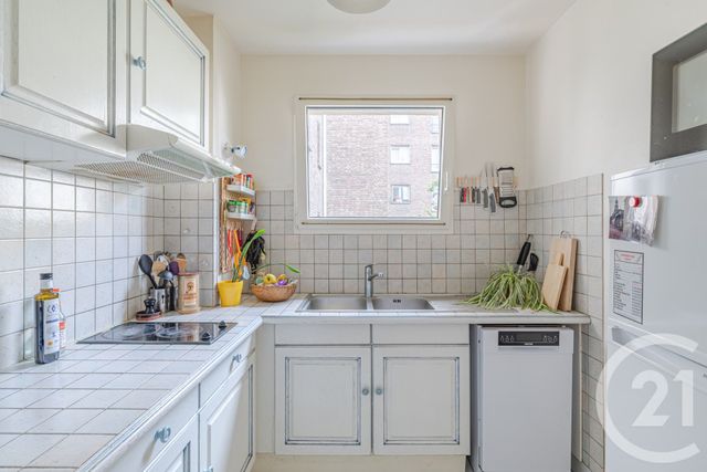 Appartement F2 à vendre - 2 pièces - 46.0 m2 - PARIS - 75014 - ILE-DE-FRANCE - Century 21 Alésia