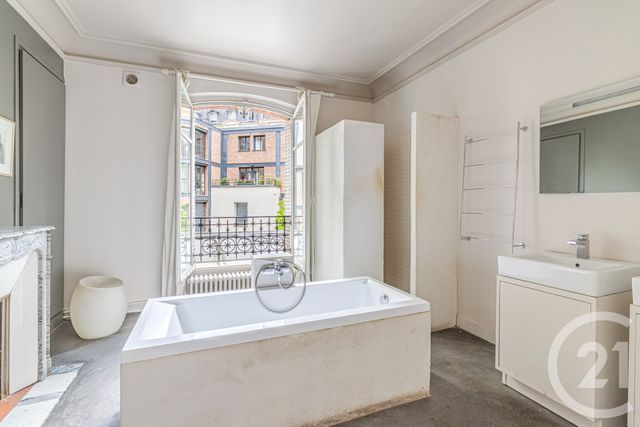 Appartement T7 à vendre - 7 pièces - 211.0 m2 - PARIS - 75014 - ILE-DE-FRANCE - Century 21 Alésia