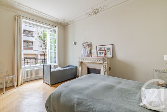 Appartement T7 à vendre - 7 pièces - 211.0 m2 - PARIS - 75014 - ILE-DE-FRANCE - Century 21 Alésia