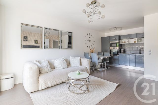 Appartement à vendre - 3 pièces - 61.0 m2 - VILLIERS SUR MARNE - 94 - ILE-DE-FRANCE - Century 21 Alésia