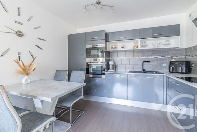 Appartement à vendre - 3 pièces - 61.0 m2 - VILLIERS SUR MARNE - 94 - ILE-DE-FRANCE - Century 21 Alésia