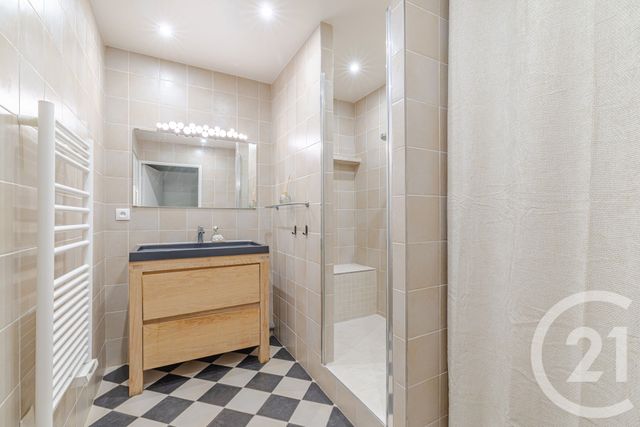 Appartement F2 à vendre - 2 pièces - 57.0 m2 - MONTROUGE - 92 - ILE-DE-FRANCE - Century 21 Alésia